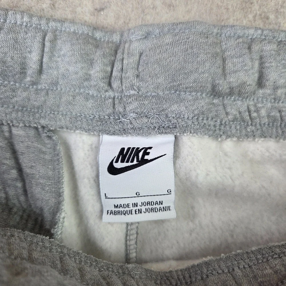 Nike Mens Sportswear Club Fleece Joggers Gray BV2707-063 Size Large